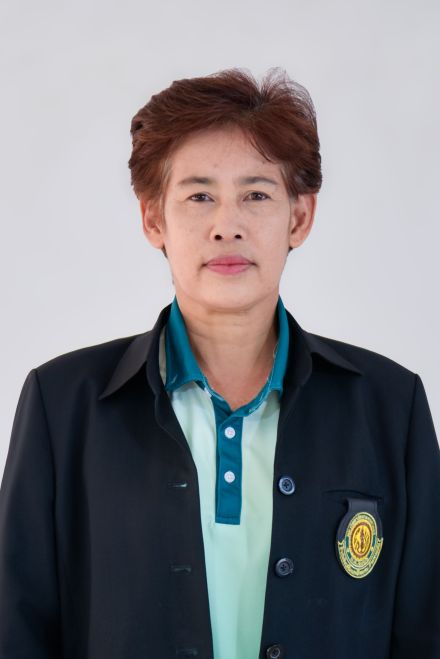 นางอารีย์ ภู่ห้อย