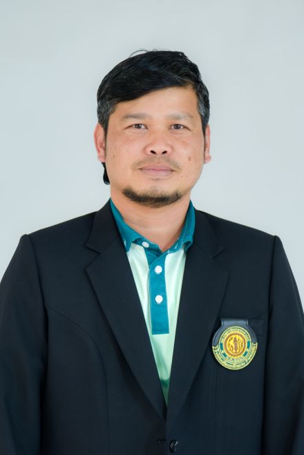 นายกมล เมืองนก