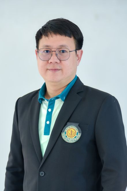 นายกานต์ การะเวก