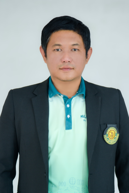 นายณัฐวุฒิ นวลกุล