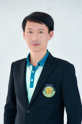 นายธีระยุทธ พงศ์เลิศฤทธิ์