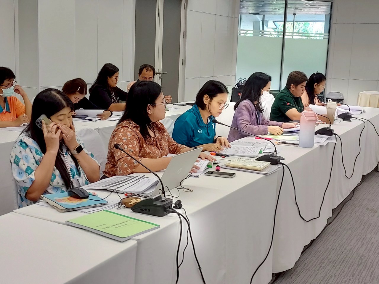 LINE_ALBUM_31768_251219_1