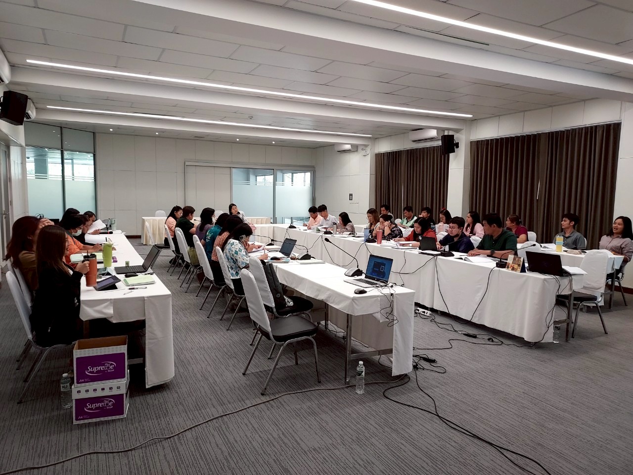 LINE_ALBUM_31768_251219_4