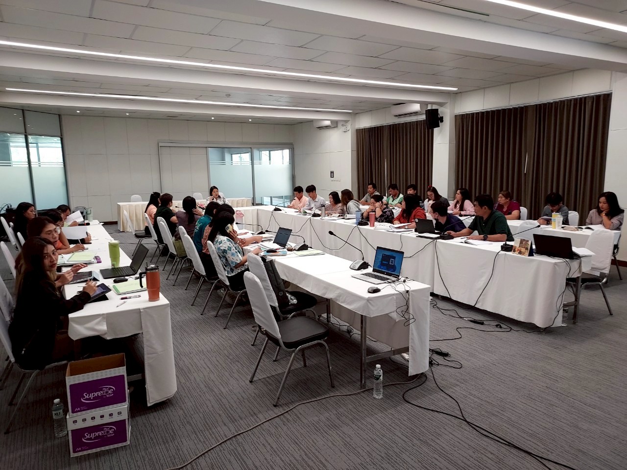 LINE_ALBUM_31768_251219_5